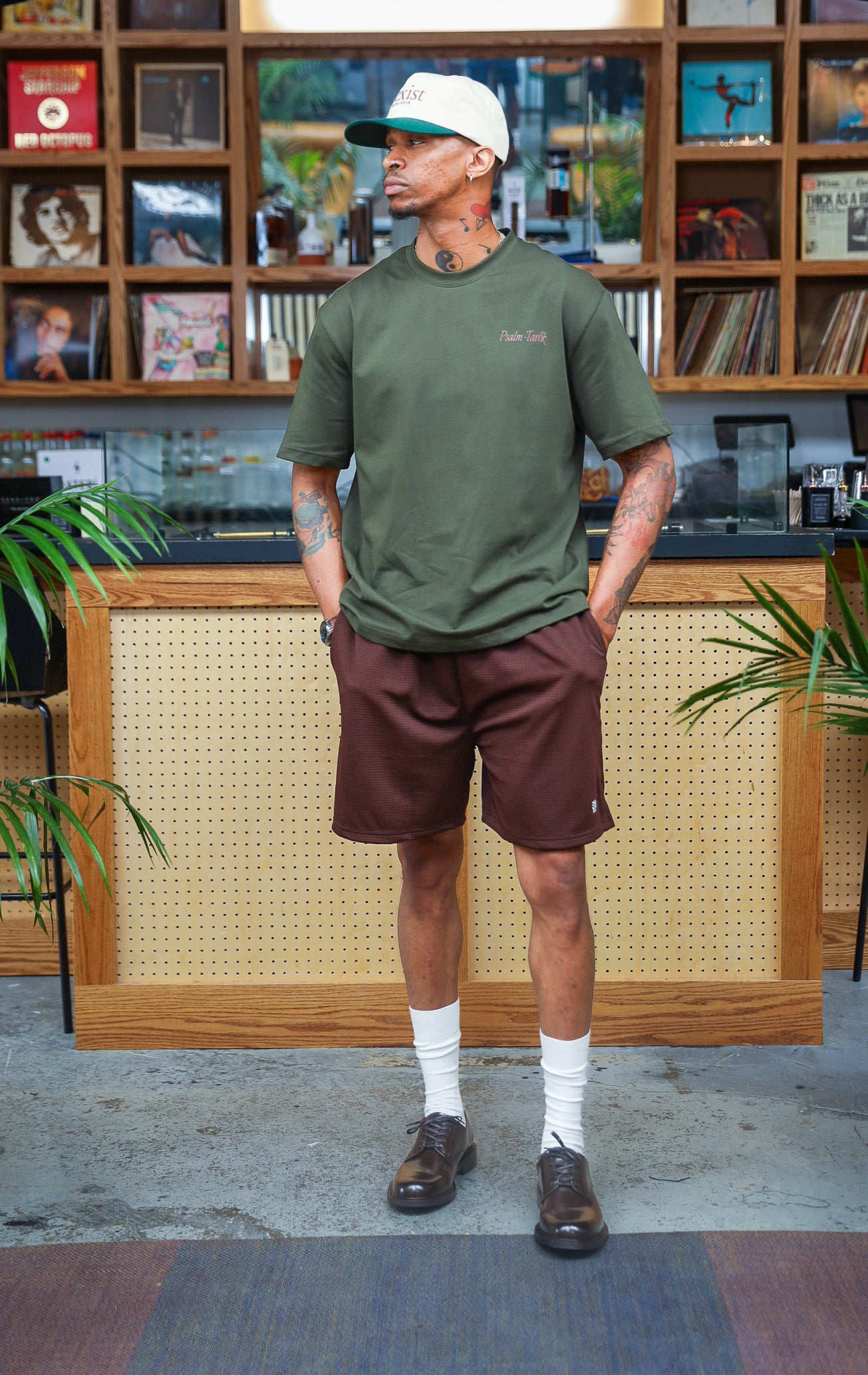 Psalm-Taofik Crest Mesh Shorts – Brown